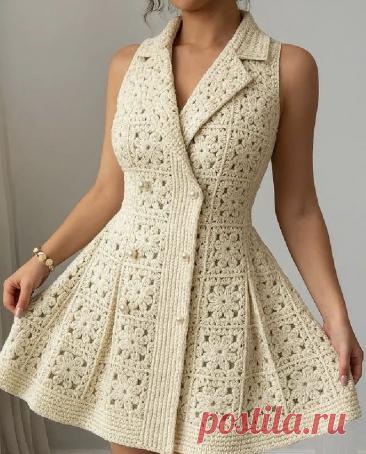 Платье из квадратных мотивов крючком