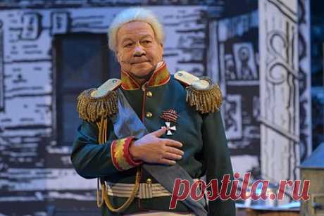 Звезда «Улиц разбитых фонарей» возмутился «спа-салонным лицам» в военных фильмах
