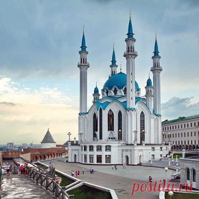 33 фото Казани по ссылке в профиле ☝
Мечеть Куль-Шариф в Кремле.

#Казань #Kazan