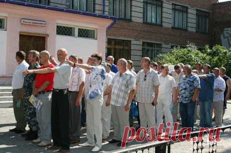была таможня, были контрабандисты...