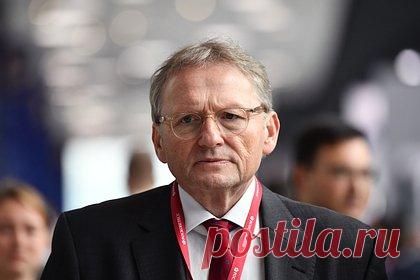 Россия захотела создать для Кубы расчетный центр на базе цифрового песо. Россия предложила Кубе создать расчетный центр на базе цифрового песо. Об этом сообщила пресс-служба бизнес-омбудсмена и председателя делового совета «Россия – Куба» Бориса Титова. Отмечаеся, что Москва таким образом предложила Гаване вывести экономику из тени. Титов обсудил проект главой Центрального Банка Кубы.