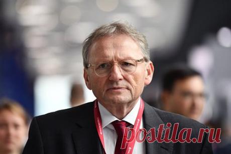 Россия захотела создать для Кубы расчетный центр на базе цифрового песо. Россия предложила Кубе создать расчетный центр на базе цифрового песо. Об этом сообщила пресс-служба бизнес-омбудсмена и председателя делового совета «Россия – Куба» Бориса Титова. Отмечаеся, что Москва таким образом предложила Гаване вывести экономику из тени. Титов обсудил проект главой Центрального Банка Кубы.