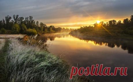 Утро на реке Кильмезь. Снимал Вячеслав Ложкин – nat-geo.ru/community/user/207722.