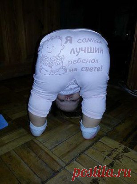 Детство - это та счастливая пора, когда бежишь ночью из туалета и радуешься, что тебя не съели)))