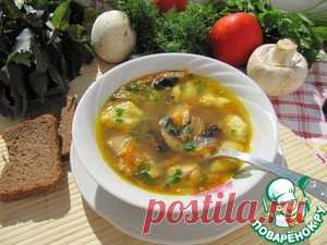 Суп гречневый с грибами и картофельными клецками