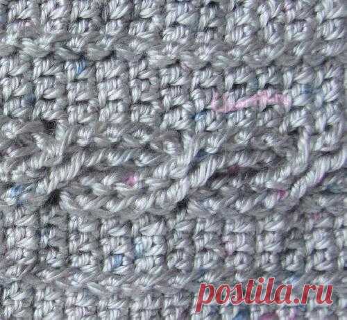 Рельефный столбик с накидом крючком