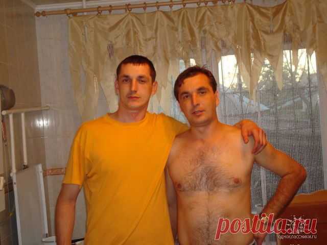 Иван Тицов
33 года, Россия, Москва  Со своим родным братцем Женей.