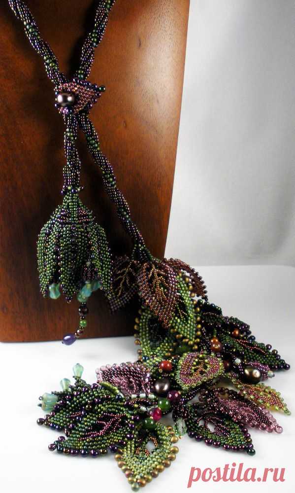 Reserved for Tammara: Beadweaving - Spiral Rope Necklace with Russian Leaves…