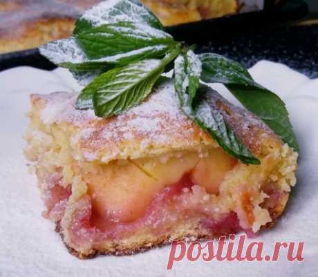 Яблочный пирог с целыми яблоками, вишнями и из творожного теста — Кулинарная книга - рецепты с фото