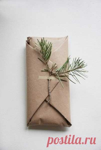Новогодние идеи упаковки подарков из крафт-бумаги