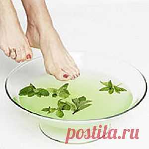 Уход за ногами. Смягчающие ванночки для стоп.