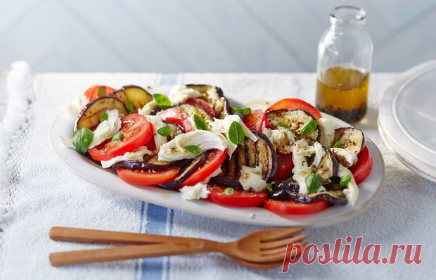 Салат из баклажан с помидорами и Моцареллой — Домашняя кулинария