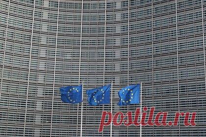 Еврозоне предрекли крах из-за энергетического кризиса в Германии. Еврозонe грозит крах из-за энергетического кризиса в ФРГ, заявила корреспондент Сабина Бепплер-Шпаль. Многих удивило то, что в ФРГ впервые за несколько десятилетий был зафиксирован дефицит торгового баланса. Бепплер-Шпал отметила, что политический истеблишмент ФРГ связывает все проблемы с ситуацией на Украине.