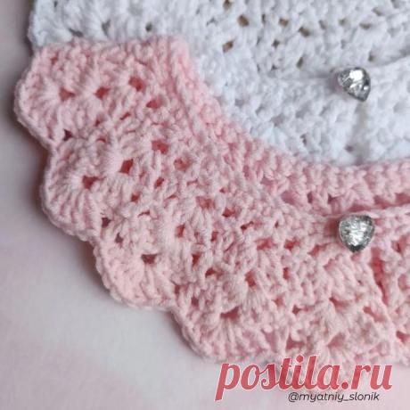 Воротничок, связанный крючком