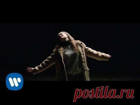 Новый клип инди-рок-группы The Wombats &amp;#8212; Greek Tragedy | KlipoMuz.com
