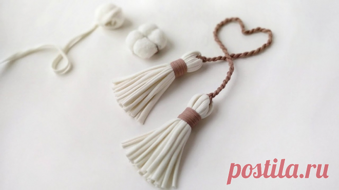 Кисточки для сумок 

Подписывайтесь на наш телеграм канал https://t.me/vyazanie_jute