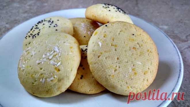 Лимонные печеньки - Вкус жизни - медиаплатформа МирТесен Просыпаюсь по привычке всегда рано в 5:30-5:50 и иду пить кофе. В кофе я никогда не добавляю сахар - тоже привычка. Но люблю пить кофе с кусочком чего-нибудь сладкого.Поэтому регулярно пеку для себя печеньки по разным рецептам. Вот простой и быстрый рецепт для сладкоежек )))- масло