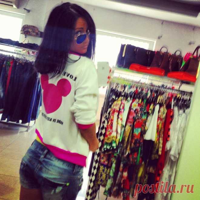 В НАЛИЧИИ! Куртка LAVE COUTURE рр М 1350руб.