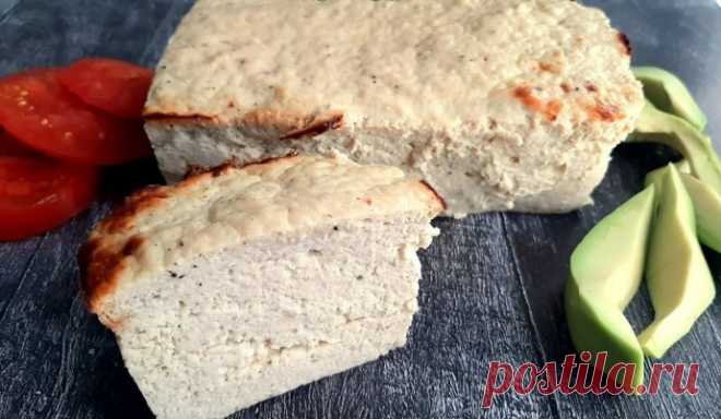 Куриное суфле Ингредиенты:Куриная грудка – 350 г Яйца – 2 шт. Сливочное масло – 30 г Соль по вкусу Молоко – 120 мл Мука пшеничная – 12 гПриготовление:1. Куриную грудку отварить в подсоленной воде до готовности, остудить. С грудки снять кожу и дважды пропустить мясо через...
