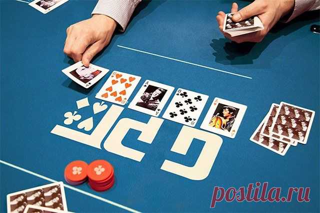 9 аксессуаров с карточной символикой