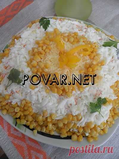 Слоеный салат с морковью по-корейски.