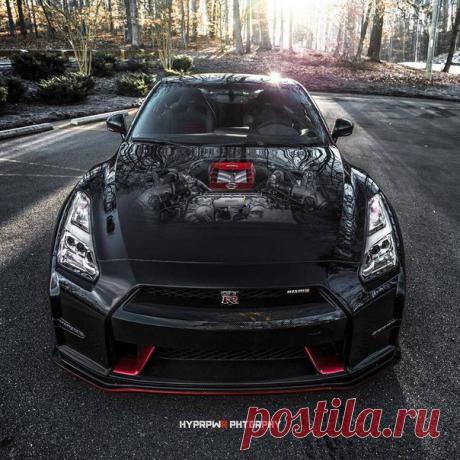 Nissan GTR