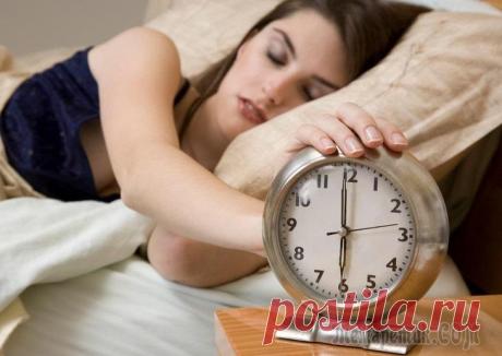 Опасные последствия недостатка сна Те, кто считает, что, экономя на сне, выигрывает время на жизнь, глубоко ошибается.
Полноценный сон — залог хорошего здоровья, а значит, и высокого качества жизни. Регулярно не высыпающихся людей чаще...
