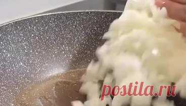 КАРТОФЕЛЬНАЯ ЗАПЕКАНКА 🥔Картофель-6шт 🥔Куриное филе-3шт 🥔Грибы... | Интересный контент в группе Просто похудеть