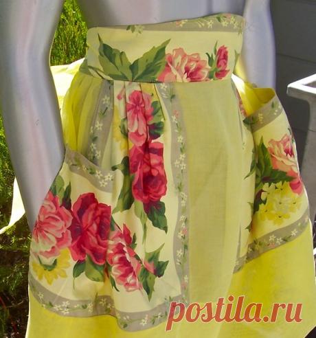 Vintage Mid Century Apron Decorator Chintz Yellow ..a fresh and sunny organdy apron, very well constructed, probably received a A in home ec - now in a very cheerful banana yellow.    Features:  2 pockets made from mitered chintz fabric  6.5 hem ending under pockets  3 wide waistband tapering to 2 on sides    a classic awesome apron!    waistband 16  ties 28  length 22  sweep 32    REAL VINTAGE - FRESHLY HAND DYED - ONLY THE COLOR IS NEW....WASH FAST.......MINTY    Vintage...