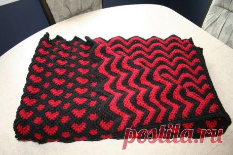 Crochet Red and Black Ripple Hearts Afghan Blanket Throw