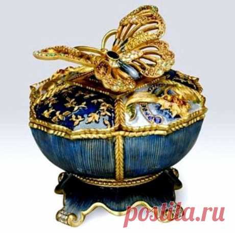 Золото и украшение.