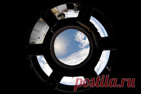 Космонавт рассказал о «бардаке» в российском сегменте МКС после съемок «Вызова». В российском сегменте Международной космической станции (МКС) необходимо провести уборку после съемок фильма «Вызов» с участием актрисы Юлии Пересильд и режиссера Клима Шипенко. Об этом в воскресенье, 17 октября, сообщил космонавт Антон Шкаплеров в ходе переговоров экипажа МКС с Землей.