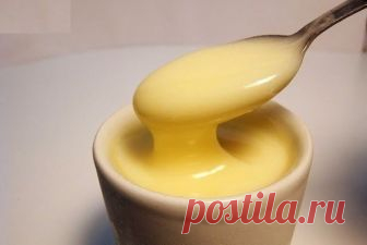 Домашняя сгущенка за 15 минут - очень вкусная Ингредиенты: ● 200 гр молока ● 200 гр сахара ( или пудры) ● 20 гр масла сливочного Приготовление: 1. Смешиваем все продукты в кастрюльке (желательно с высокими бортиками, потому что масса будет сильно пениться)...