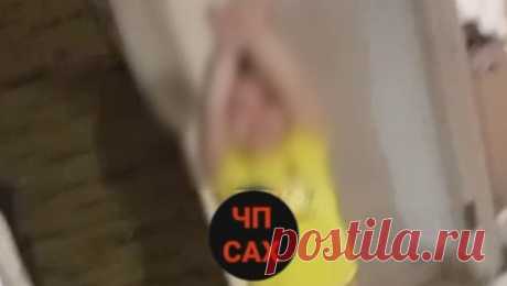 Россиянка жестоко издевается над сыном с аутизмом и шантажирует записями отца ребенка. Жители Южно-Сахалинска обвинили женщину в издевательствах над сыном. Об этом сообщает издание &quot;АСТВ&quot;. По данным издания, женщина регулярно физически и морально унижает своего ребенка, снимает это на видео, а затем отправляет ...