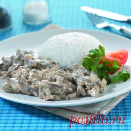 Бефстроганов из телятины с вешенками, рецепт с фото на Вкусноварка.ру. Рецепты - мультиварки Нежное мясо в сочетании с ароматными грибочками.