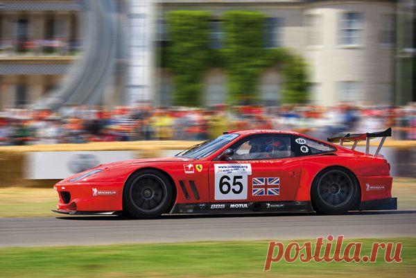 Имитация съёмки с «проводкой» в Photoshop