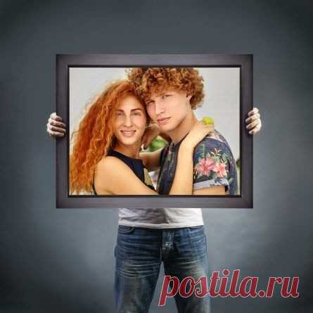Картина на холсте из фотографий – прекрасный подарок и декор для дома Каждый раз преддверии дней рождений и праздников я ломаю голову над подарками близким. Вариант – одаривать милым конвертиком с деньгами уже начинает давать сбои, каждый хочет индивидуального внимания и подарка для себя любимого. Что ж, могу предложить прекрасную идею - картина на холсте из фотографий, поверьте ваши друзья и родные будут в восторге....