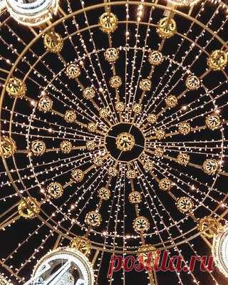 Новогодняя ротонда Дворцового моста