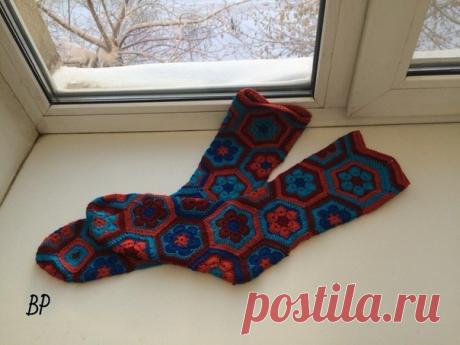 Носки из цветочных мотивов