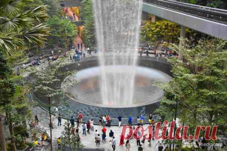 Уникальное сооружение Jewel Changi Airport в лучшем аэропорту | ФОТО НОВОСТИ
