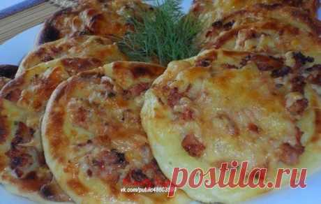 Картофельные ватрушки с курицей  / Необычные поделки