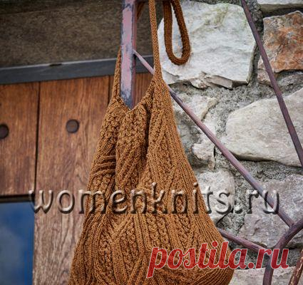 Коричневая сумка спицами с рельефным узором