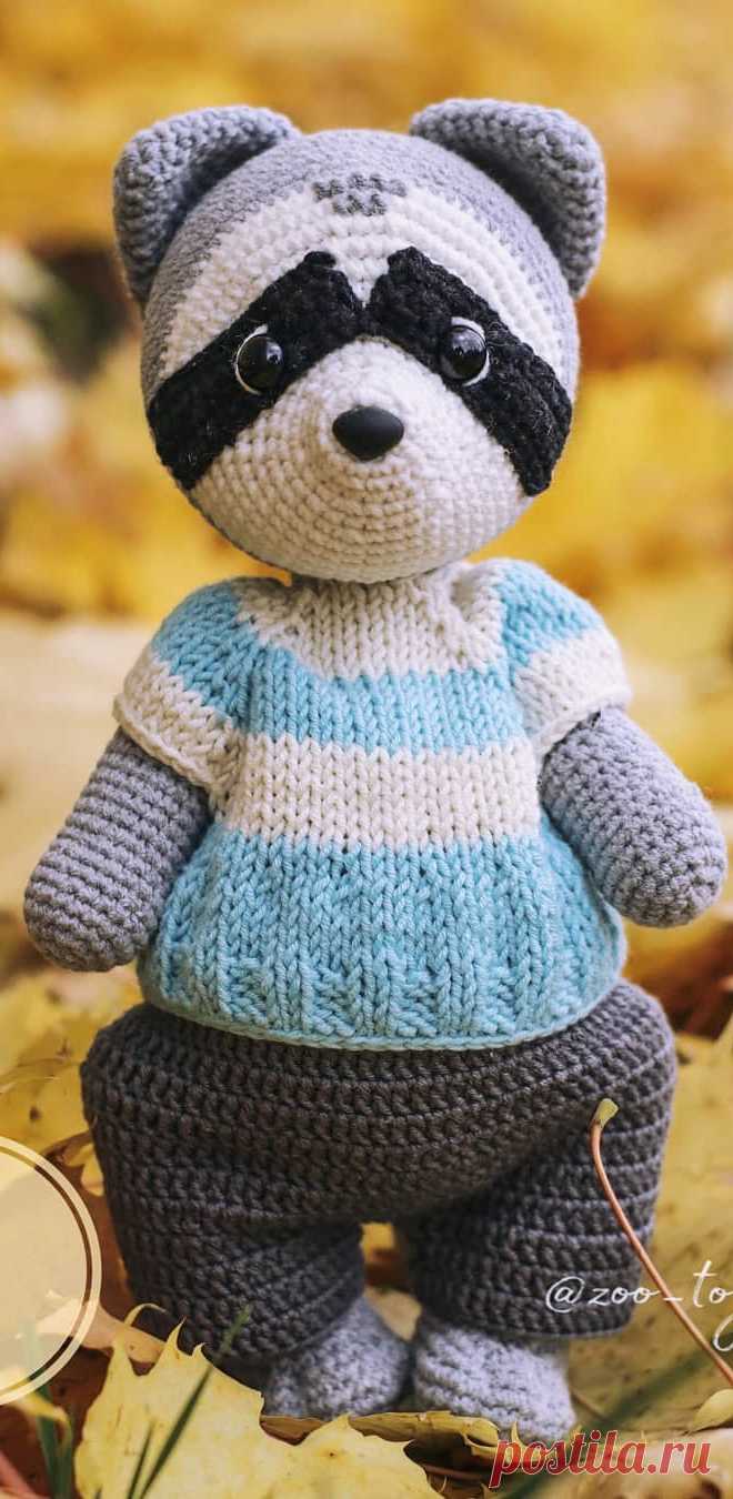 PDF Енот Зефир крючком. FREE crochet pattern; Аmigurumi doll patterns. Амигуруми схемы и описания на русском. Вязаные игрушки и поделки своими руками #amimore - енот, лиса, лисица, лисёнок, лисичка, енотик.