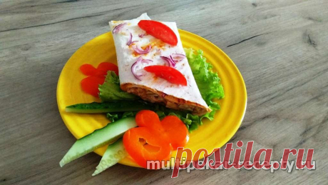 Панини с мясом в мультипекаре Redmond
