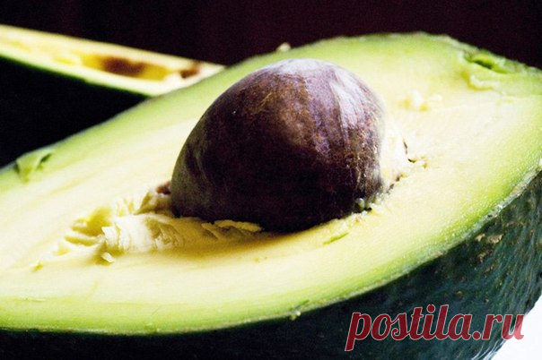 10 жирных продуктов, от которых организму сплошная польза.

Еще в самом начале тотальной диетологии недобрый взор новоиспеченных адептов здорового питания был брошен в сторону жиров, самой очевидной причины лишнего веса. Но все оказалось не так однозначно и занявшие «свято место» рафинированные углеводы и обработанные пищевые продукты привели к еще большему ожирению планеты.
Показать полностью…