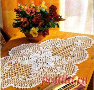 Овальная салфетка с цветком. Схема вязания крючком