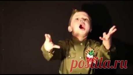 4-летний мальчик покорил Сеть песней «Священная война!