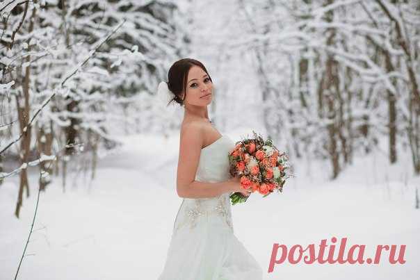 КАКОЙ СЕГОДНЯ ПРАЗДНИК? 19 Февраля 2016 г. – Пятница • Всемирный день китов 30 лет • День смешивания разных красок • День рождения синоптической карты 161 год • День флага - Туркменистан • День сотрудника финансовой полиции - Кыргызстан • День дарения книг - Армения • Именины у Анатолия, Вукола, Варсонофия, Василия, Иоанна, Ивана, Александра, Дорофеи, Кристины, Дмитрия, Иулиана, Максима, Марфы, Марии, Арсения.