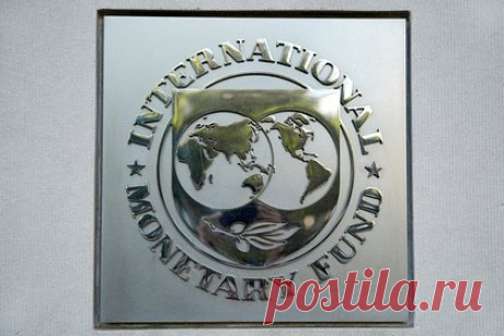 МВФ выделил 1,3 миллиарда долларов Украине. Исполнительный совет Международного валютного фонда (МВФ) в пятницу, 7 октября, одобрил предоставление Украине 1,3 миллиарда долларов в рамках инструмента МВФ для ускоренного финансирования. Средства выделяются на «удовлетворение всех потребностей, связанных с финансированием платежного баланса» страны.