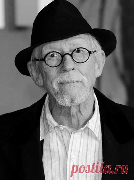 Итоги 2017: Вера Глаголева, Олег Яковлев, Хворостовский — кого мы потеряли Актеры, музыканты, журналисты и деятели искусства, которых не стало в 2017 году.
Джон Хёрт
22 января 1940 — 25 января 2017

Британский актер, звезда фильмов о Гарри Поттере, скончался в 77 лет от рака…